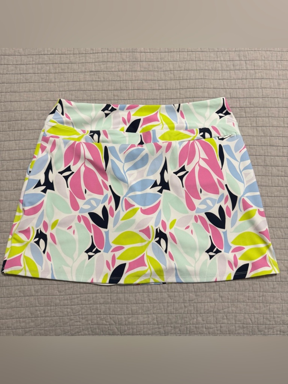 Tommy Bahama Golf Athletic Sport Skort Built in Shorts Floral Women's Size Large - Picture 12 of 14